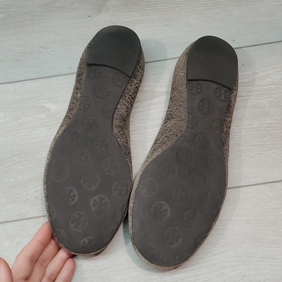 Tory Burch Reva Upper Leather Flats for Women for sale | eBay Tory Burch Womens Classic Reva brown distressed Leather Flats Ballet shoes sz 9M